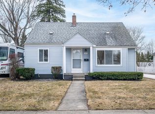 315 S Bywood Ave, Clawson, MI 48017