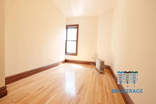 Rented by SBJ Brokerage, LLC | media 23