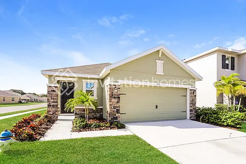 3871 Golden Oriole Pkwy Photo 1