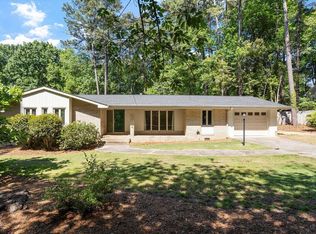1621 Stonehurst Rd, Raleigh, NC 27607