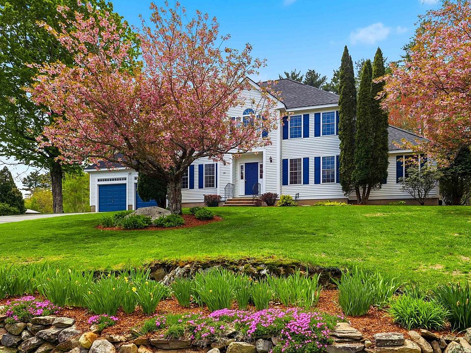 1st image of 44 Buckingham Drive