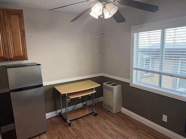 165 Chestnut St #24 — Photo 3