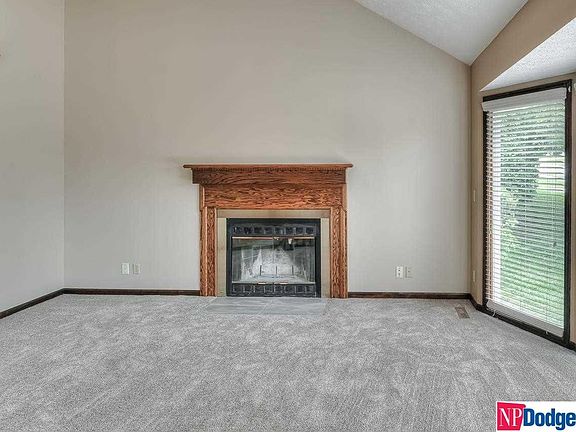 5th image of 7514 S 136th St