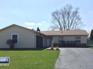 213 Lee Ln, Bolingbrook, IL 60440