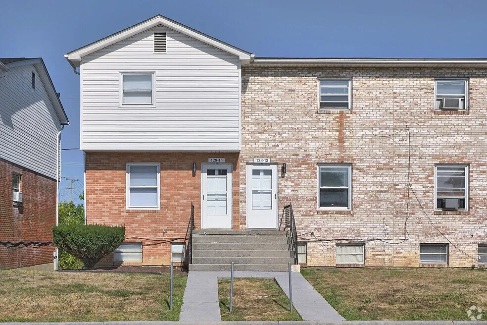 Fay Street Apartments — Photo 2