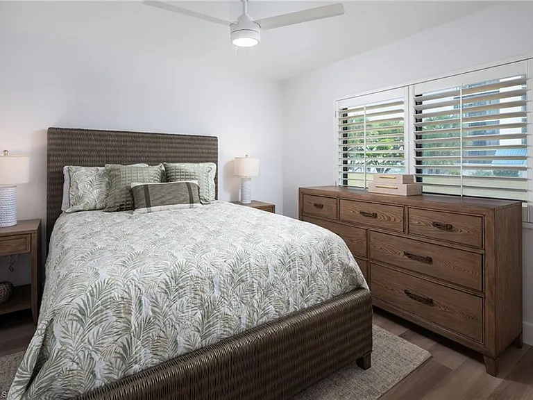 10475 Gulf Shore Dr #115 — Photo 22