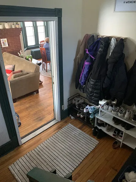 6 bed, $3,000 — Photo 2