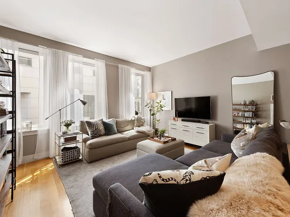 101 Leonard St APT 5F, New York, NY 10013
