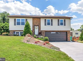 146 Carol Dr, Washington Boro, PA 17582