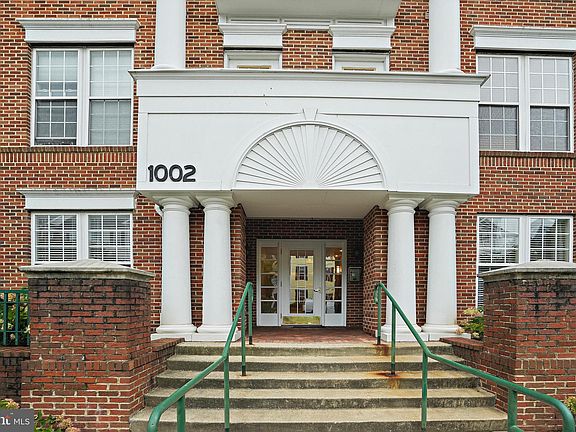 3rd image of 1002 Elmcroft Blvd APT 202