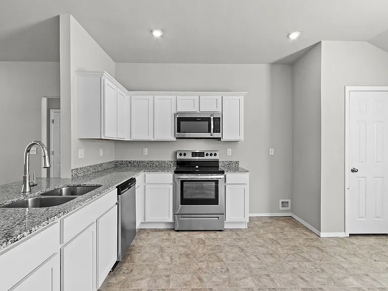 801 Belhaven Rd — Photo 10