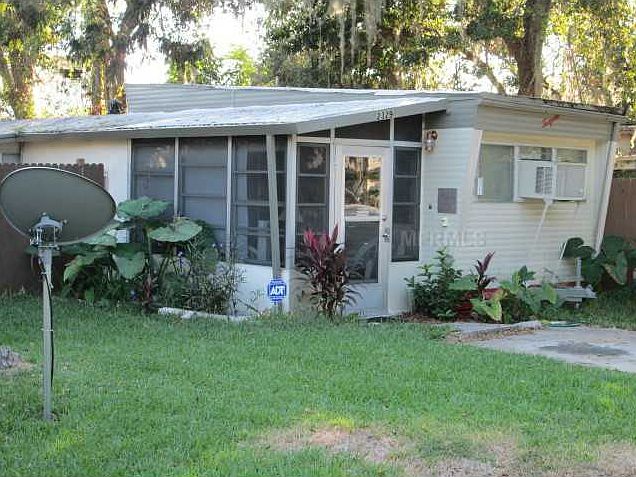 1st image of 2329 Idlewild St