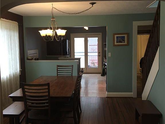 3rd image of 1444 N Shannon Ave