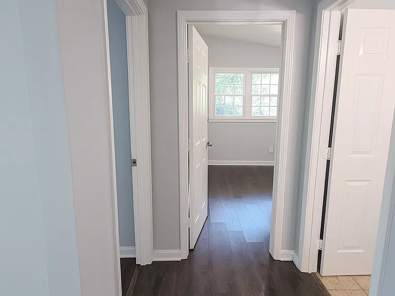 4214 Canby Ln — Photo 8