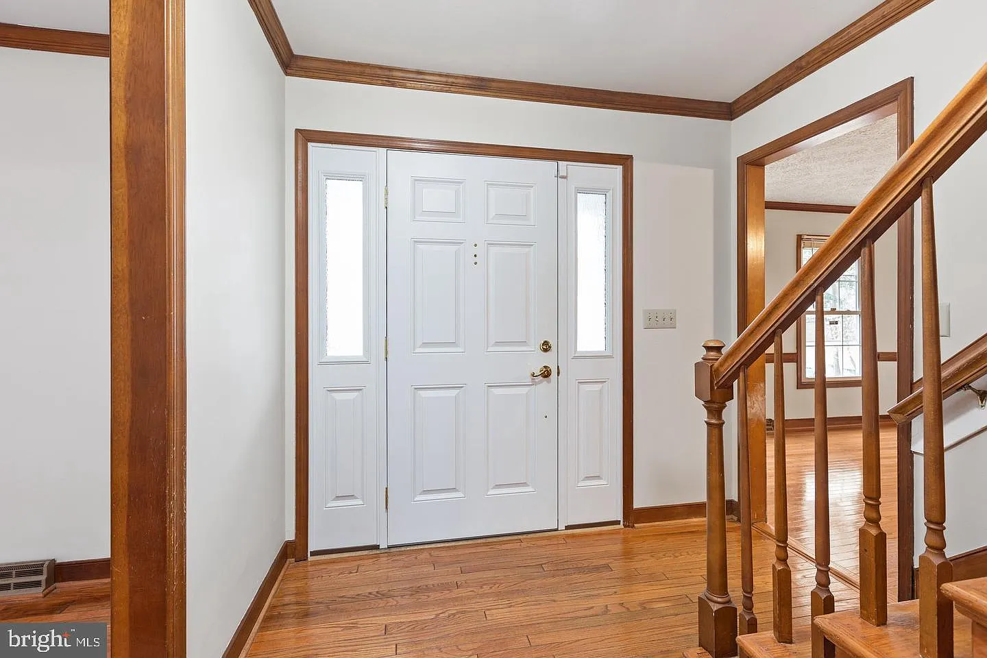 4 bed, 2.5 bath, 2272 sqft, $3,250 — Photo 3