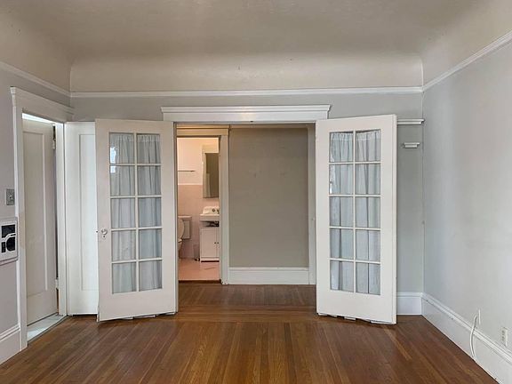 3rd image of 1426 Lombard St #2