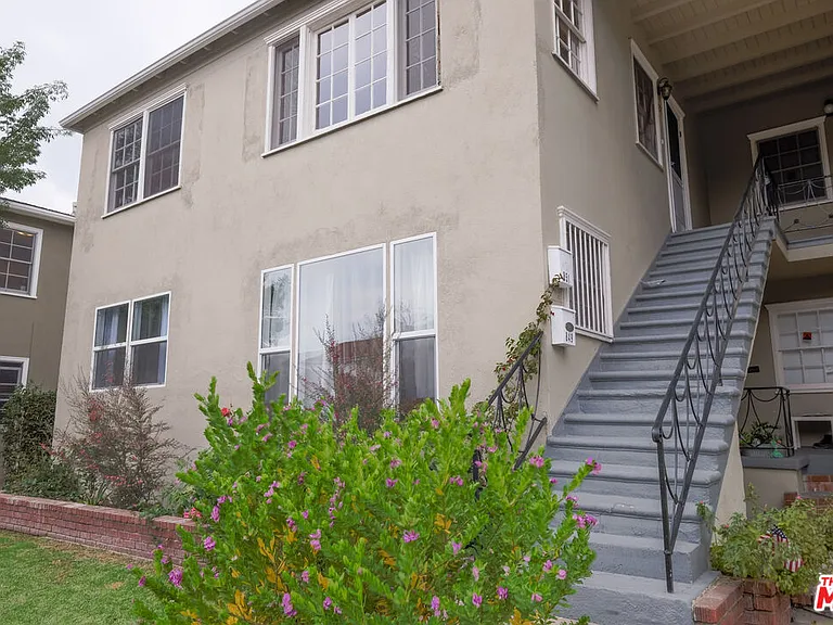 851 Alandele Ave — Photo 12