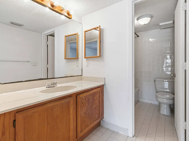 2107 Hidden Grove Ln #34A — Photo 18