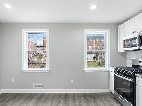 4th image of 7137 Eastbrook Ave