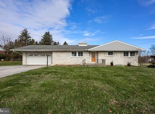 861 Cape Horn Rd, York, PA 17402