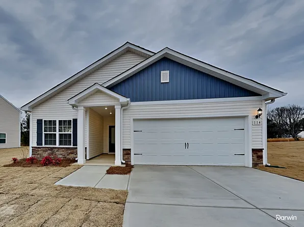 114 New Villas St, Angier, NC 27501