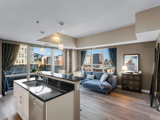 929 Portland Ave APT 604, Minneapolis, MN 55404