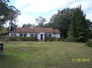 3277 Howell Tanner Chapel Rd, Lucedale, MS 39452