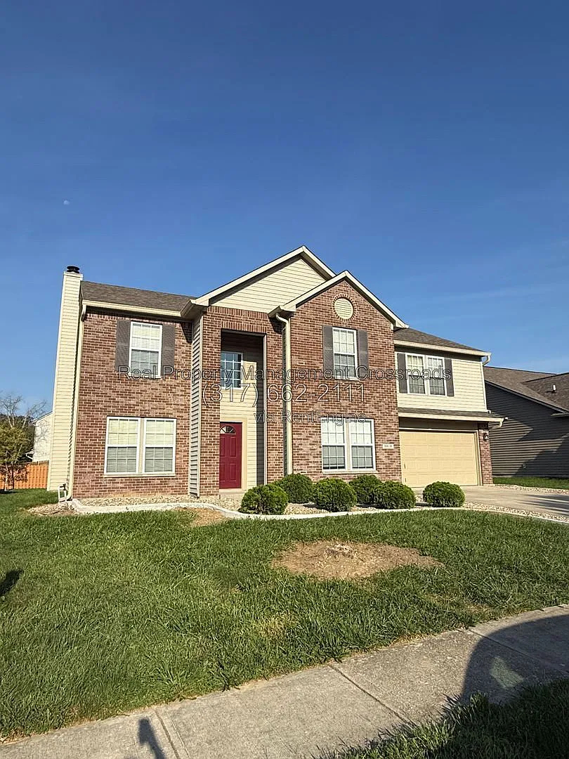 4 bed, 2.5 bath, 2553 sqft, $2,750 — Photo 2