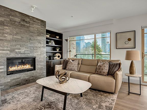 4th image of 511 100th Ave NE #Penthouse 403