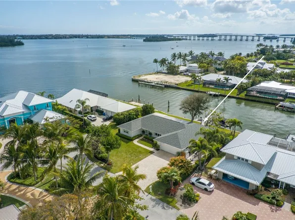 5 Starfish Dr, Vero Beach, FL 32960