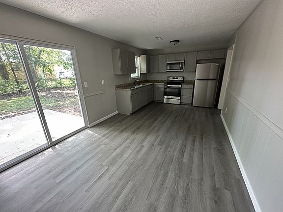 2nd image of 3015 Tucker Dr NW