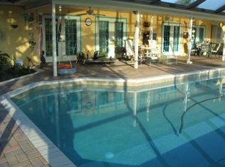 2460 Bridge Rd, North Fort Myers, FL 33917