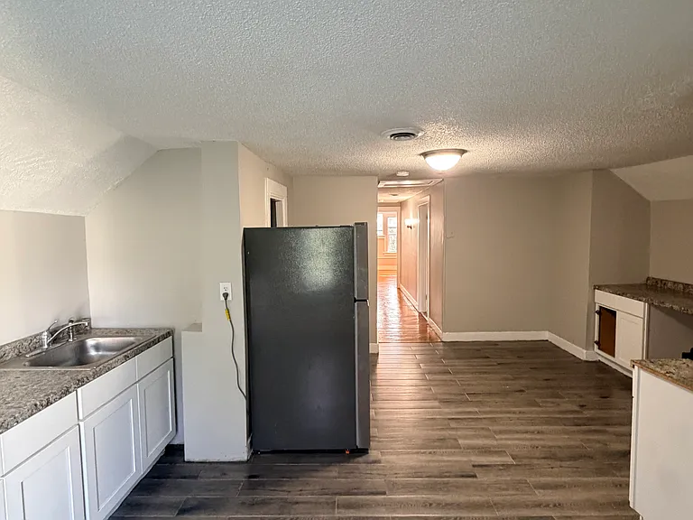 414 Orchard St #3 — Photo 4