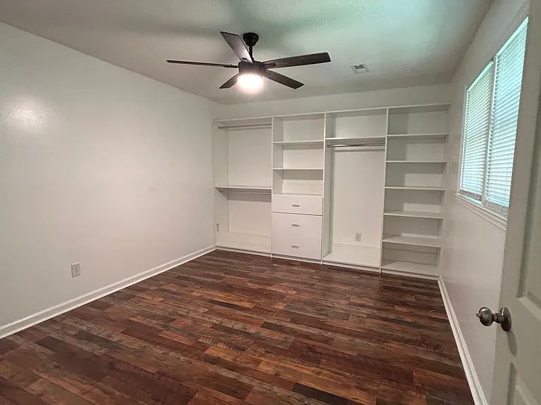 401 Bluebell Ave — Photo 32