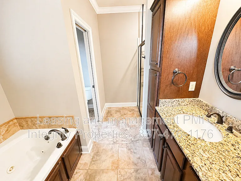 110 Canton Ct — Photo 9