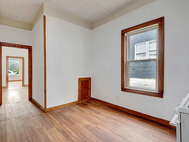 Peak Apartments — Photo 14