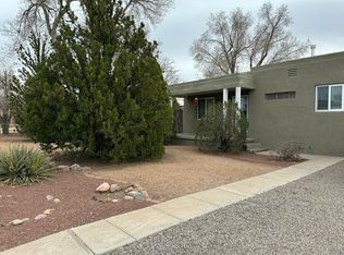 132 Velarde Rd NW, Albuquerque, NM 87107