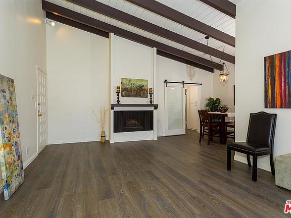 2nd image of 1818 Kelton Ave APT 204