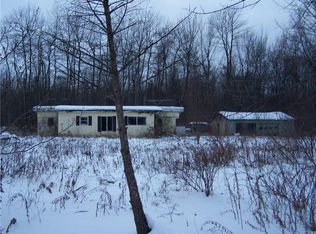 5943 5th Rd, Wolcott, NY 14590