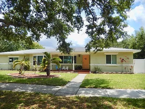 1825 Cleveland St — Photo 1