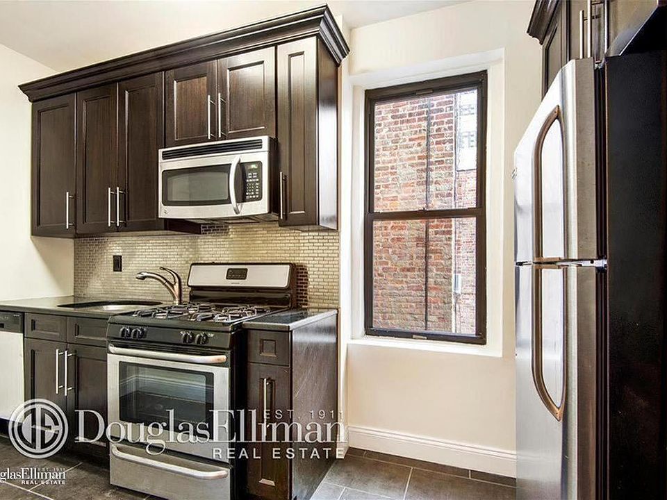 1st image of 414 W 44th St APT 5A