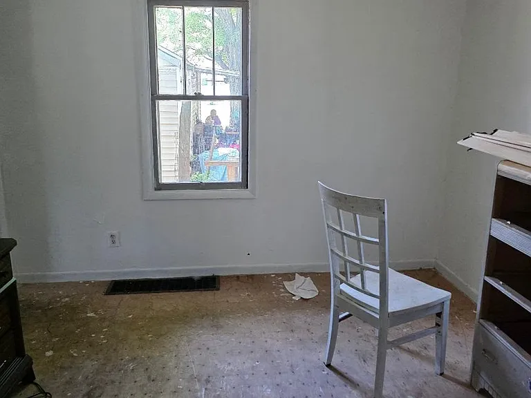 1112 E Garfield Ave — Photo 13