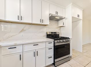 13725 Nahum Dr APT B, Desert Hot Springs, CA 92240