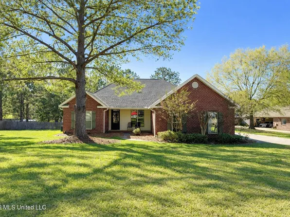 150 Latigo Loop, Sumrall, MS 39482