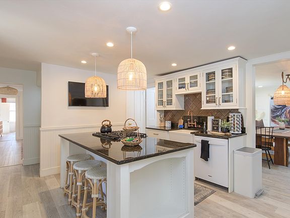 4th image of 5 William Mundell Road