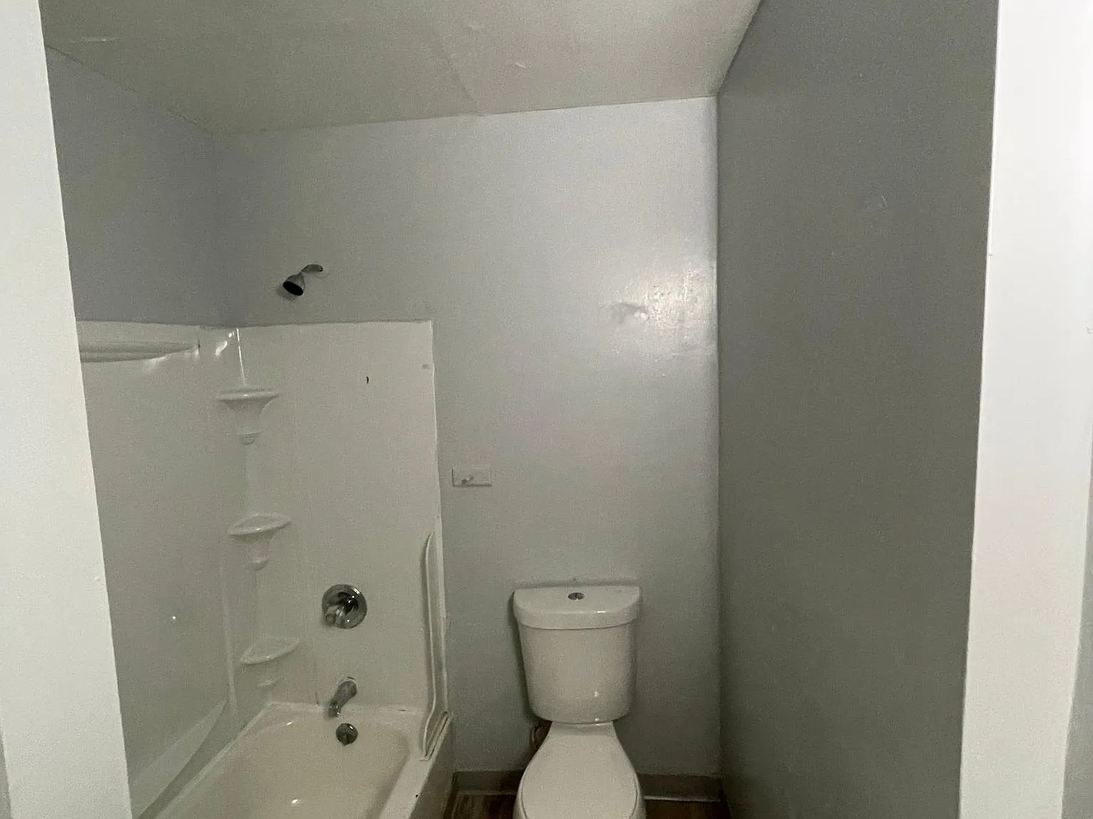 637 Park St — Photo 2