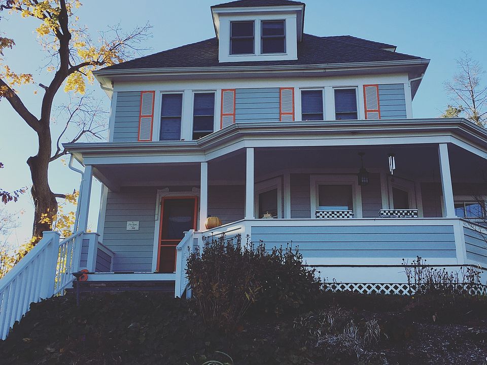 Front of 6 Adams