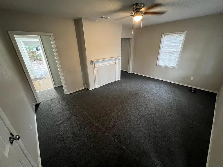 3602 Norwich St — Photo 5
