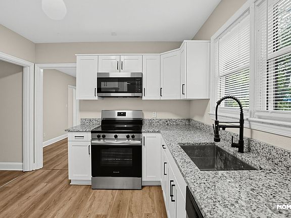 5th image of 548 Lasalle Ave