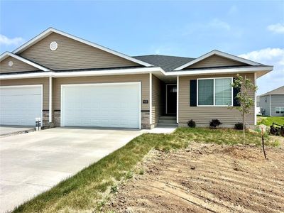 910 Juneberry Dr, Palo, IA, 52324
